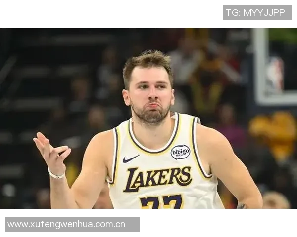 东契奇创造历史连续六场客场比赛至少30分8助攻1抢断的壮举