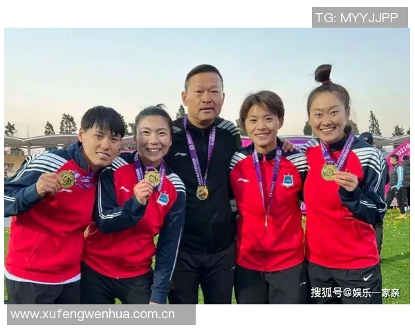 万项代表杜利亚伊足球学院首秀表现出色助力球队大胜对手